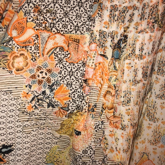 Small dressy patterned tank top - Picture 3 of 3